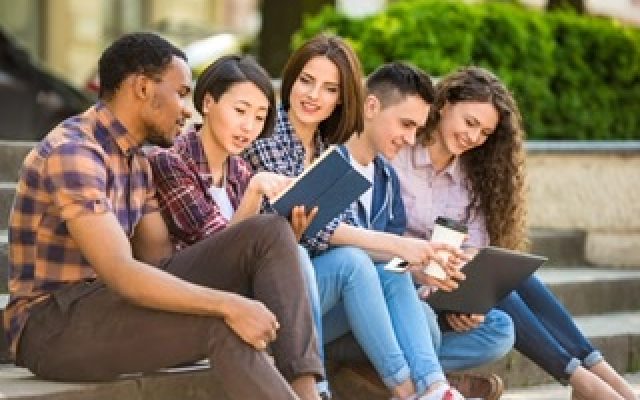 365D146E-E4DA-4B60-A4DD-E460878A1375