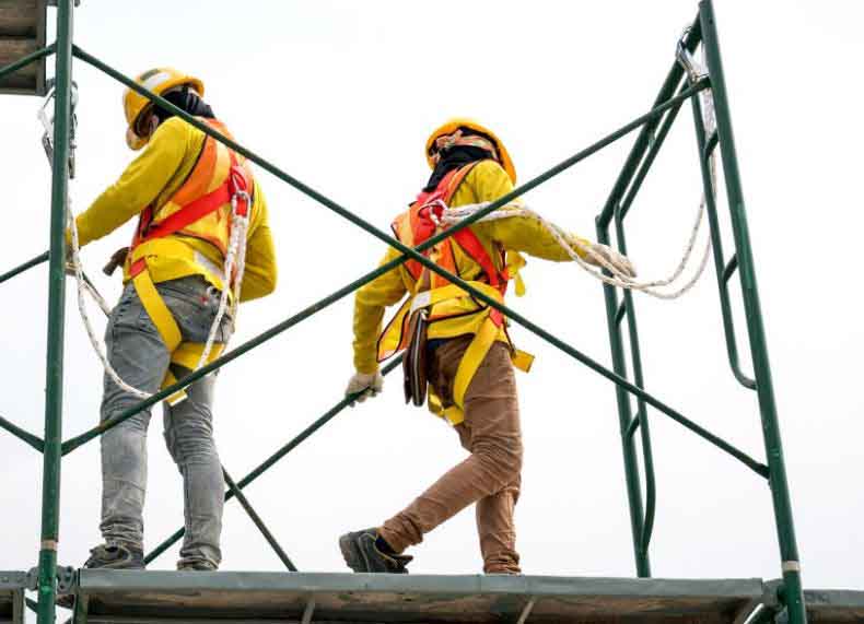 Construction Scaffold Safety 2 scaffolders working on a platform